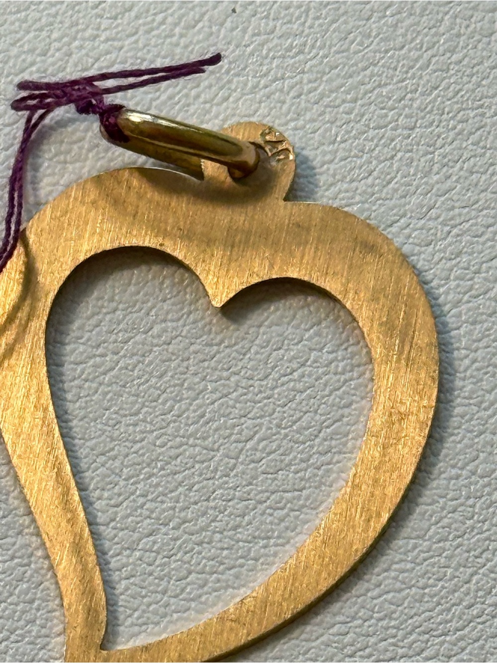 Vintage 18k gold open heart pendant charm marked 750 - Picture 2 of 6